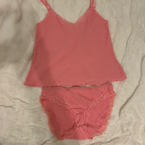 Women's Pink Lace Trim Sleepwear Set - Victoria’s Secret Pajama Set - Picture 1 of 6
